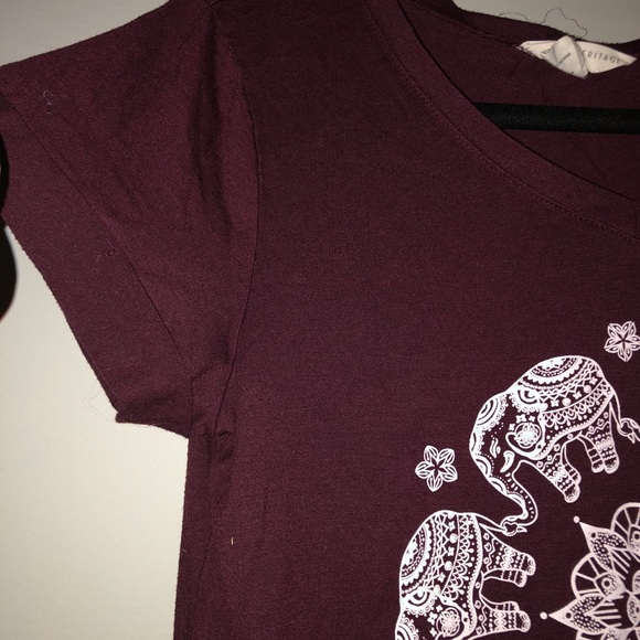 Cute and Comfortable VNeck Tee Shirt - Picture 6 of 7